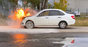 Brandende auto